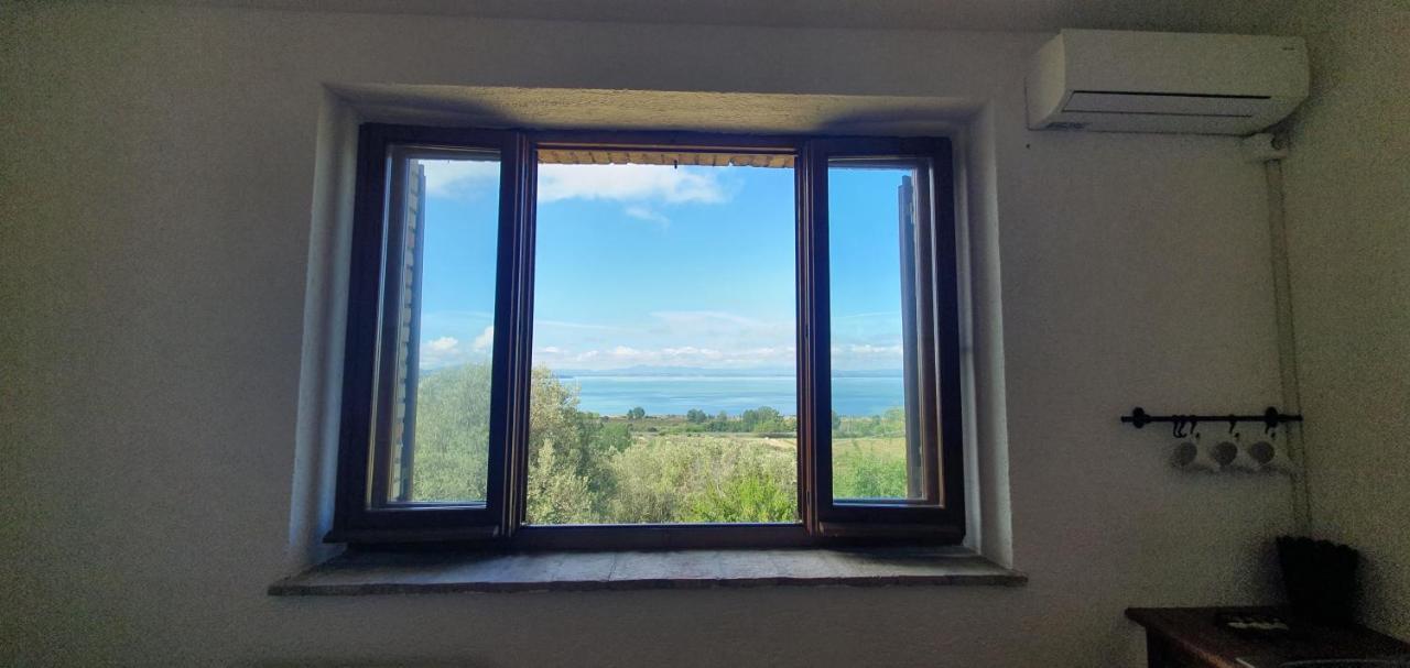 Poloturisticoumbria Rustico Con Piscina Vista Lago Passignano sul Trasimeno Luaran gambar