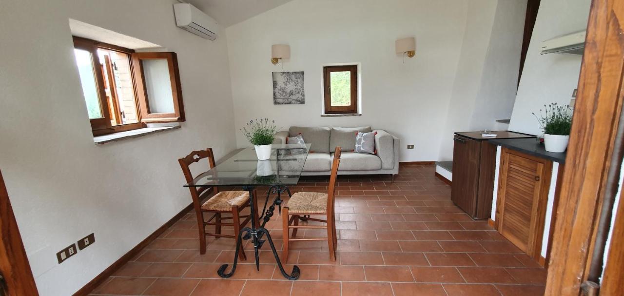 Poloturisticoumbria Rustico Con Piscina Vista Lago Passignano sul Trasimeno Luaran gambar