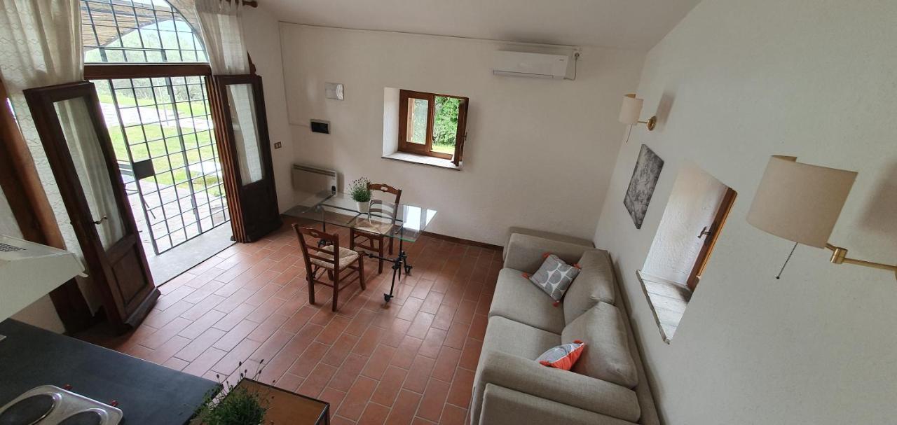 Poloturisticoumbria Rustico Con Piscina Vista Lago Passignano sul Trasimeno Luaran gambar