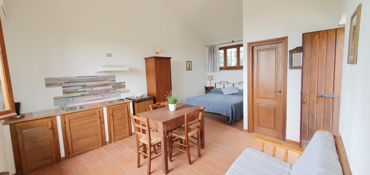 Poloturisticoumbria Rustico Con Piscina Vista Lago Passignano sul Trasimeno Luaran gambar