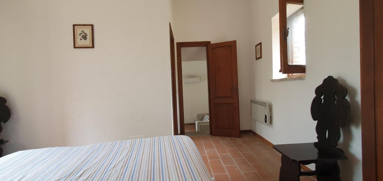Poloturisticoumbria Rustico Con Piscina Vista Lago Passignano sul Trasimeno Luaran gambar